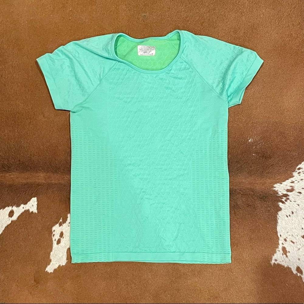 Athleta short sleeved worked shirt. Size M